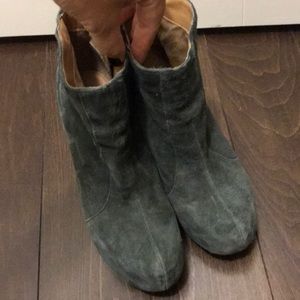 Jeffrey Campbell platform